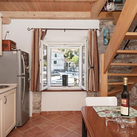 Seaside Holiday House Maslinica, Solta - 13965 Grohote Ruang foto
